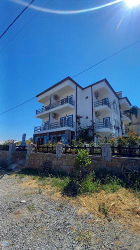 Gokceada Bed & Breakfast | ada kekiği pansiyon