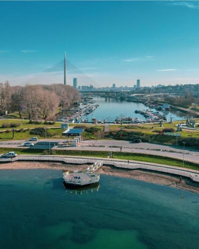 Banovo brdo Apartment | ADA View apartment