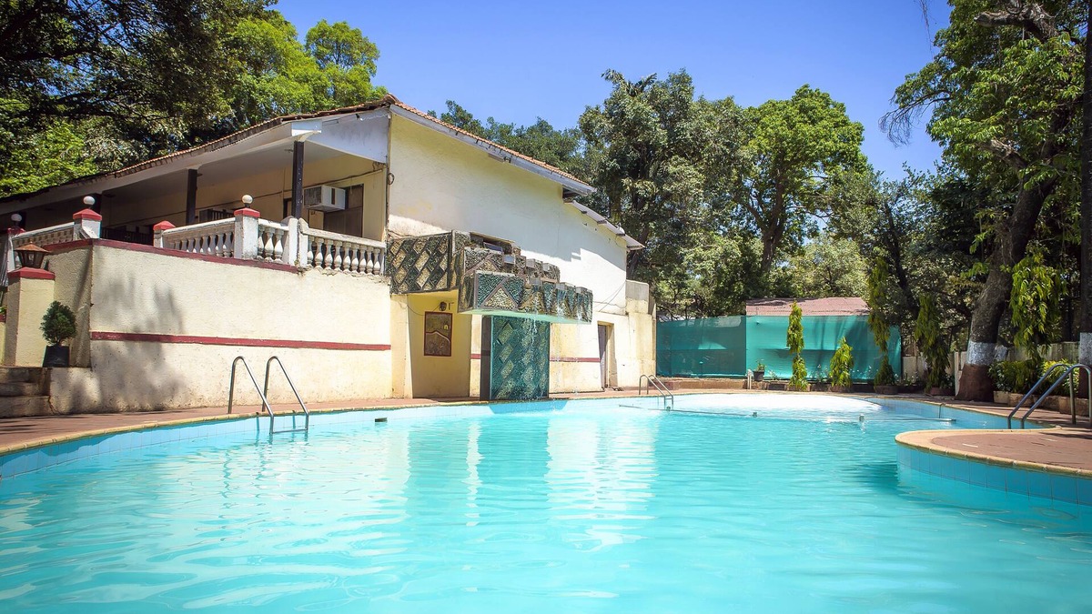 Matheran Hotel | Adamo The Village