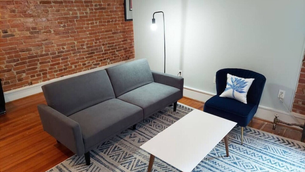 Adams Morgan Bed & Breakfast | Adams Morgan, Charming, 1 Bedroom Walk Everywhere!