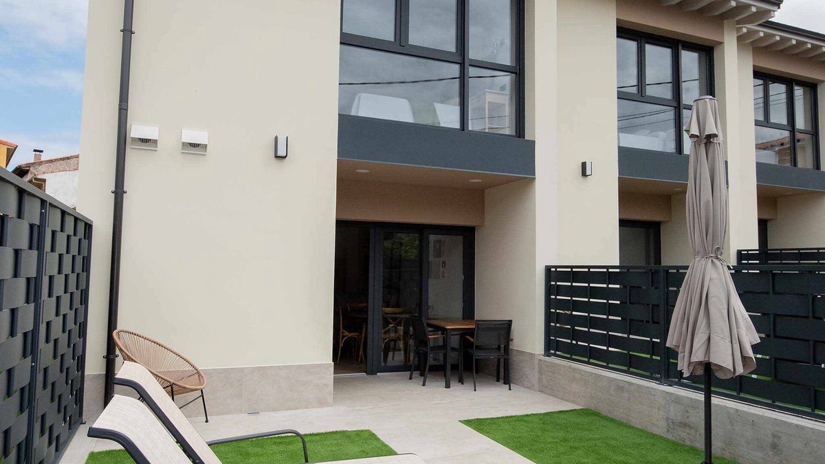 Poo Apartment | ADAPTED DUPLEX-DAWNHOUSE in beach and mountain area