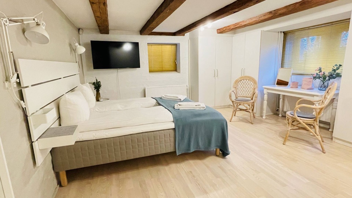 Aalborg Apartment | aday - Aalborg Mansion - Charming 3 Bedroom Apartment