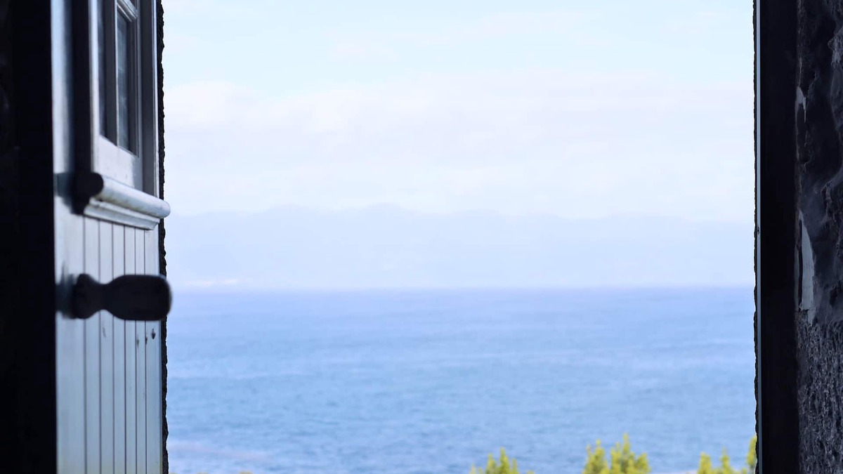 Prainha House | Adega da Vinha - Adegas do Pico