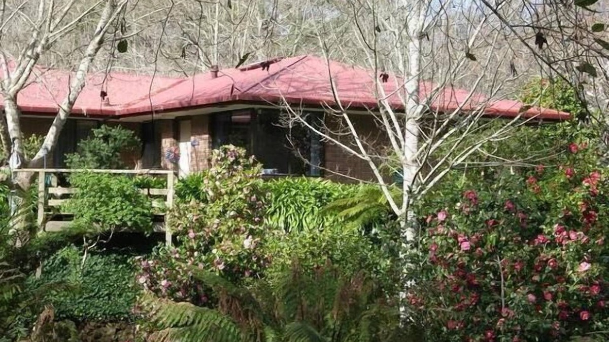 Stirling Bed & Breakfast | Adelaide Hills Bed and Breakfast