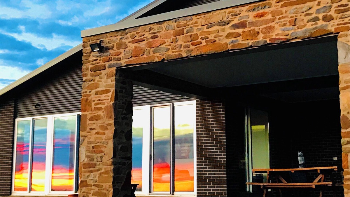 Talunga House | Adelaide Hills Getaway - Off grid country experience