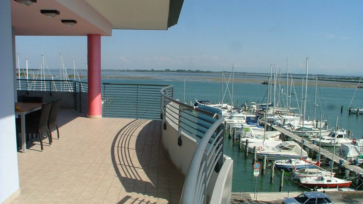Grado Historic Centre Apartment | Adelaide in Grado apartment