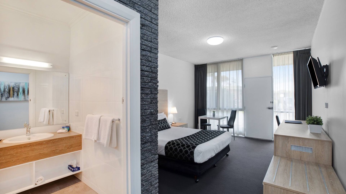 Murray Bridge Hotel | Adelaide Road Motor Lodge
