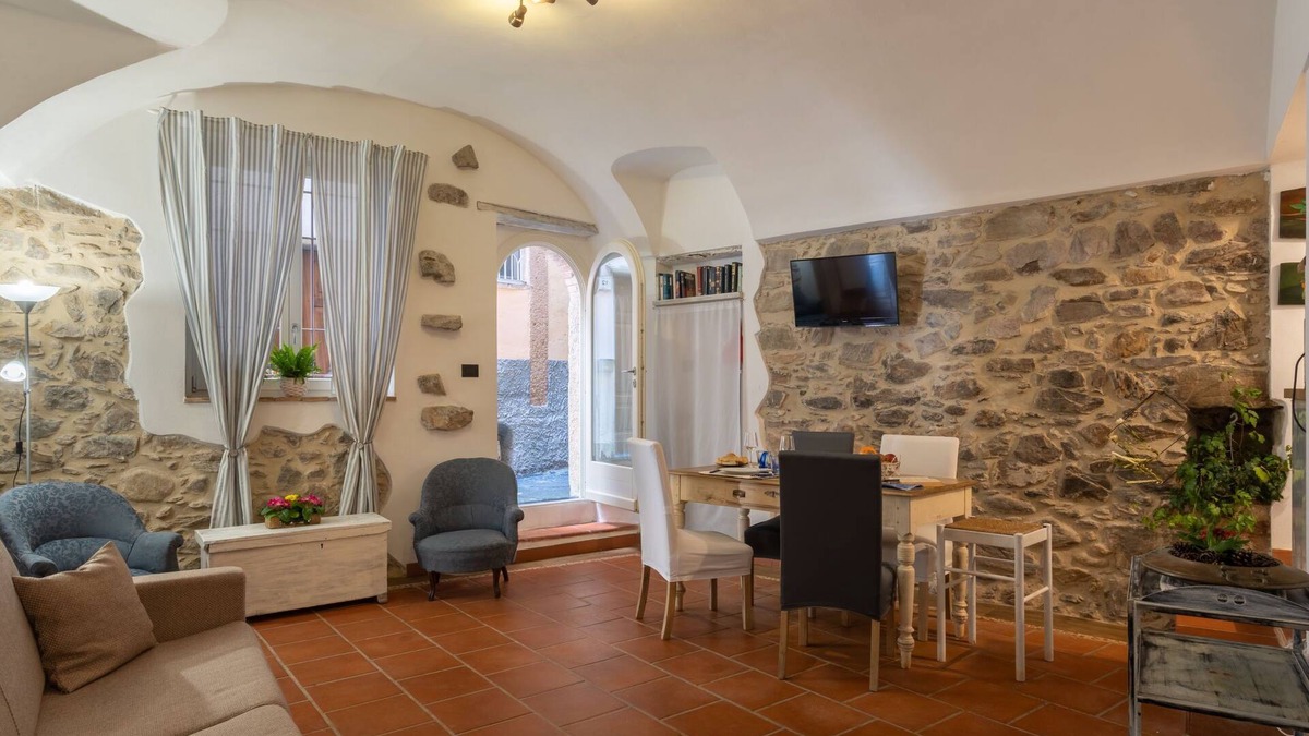 Conscente Apartment | Adelasia by Interhome