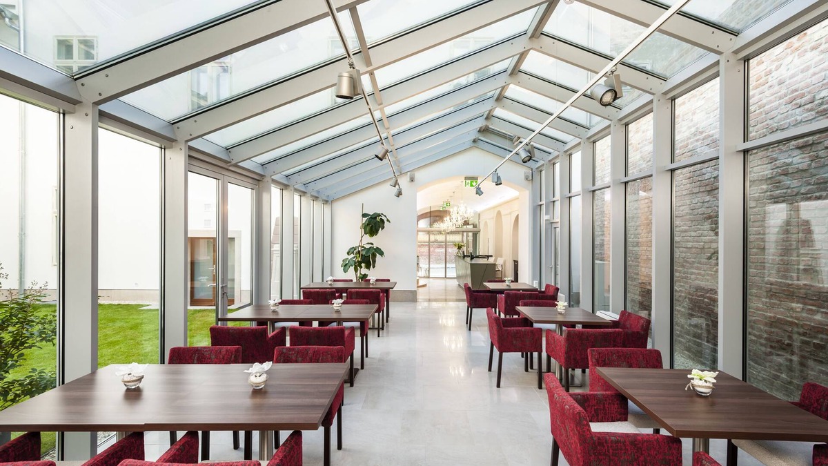 Pecs Hotel | Adele Boutique Hotel