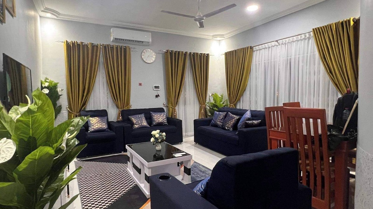 Adentan Apartment | Adenta-Accra - 3 Beds - Sleeps 6 - Private Parking