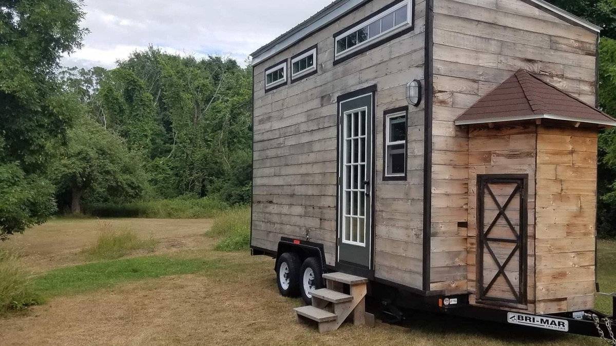 Canton House | AdirondackCountryLiving cedar tiny house experience-3 min to SLU, 15 to Clarkson
