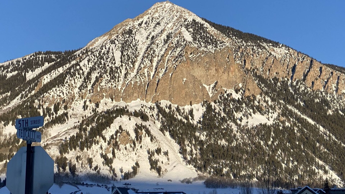 Crested Butte Cabin | Adjacent Property under Construction, Reduced Rates: Cabin 2 blocks to DT CB