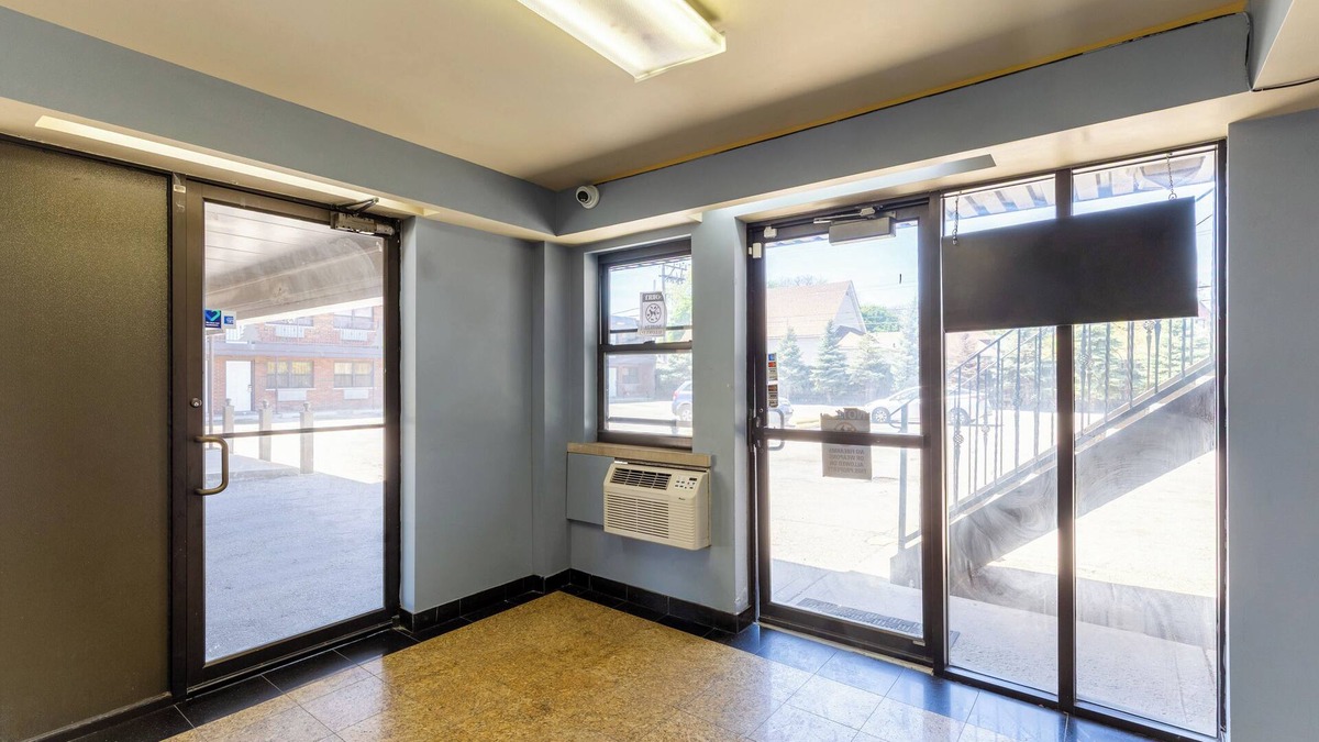 Chatham Hotel | Admiral Motel By Oyo Chicago I-94
