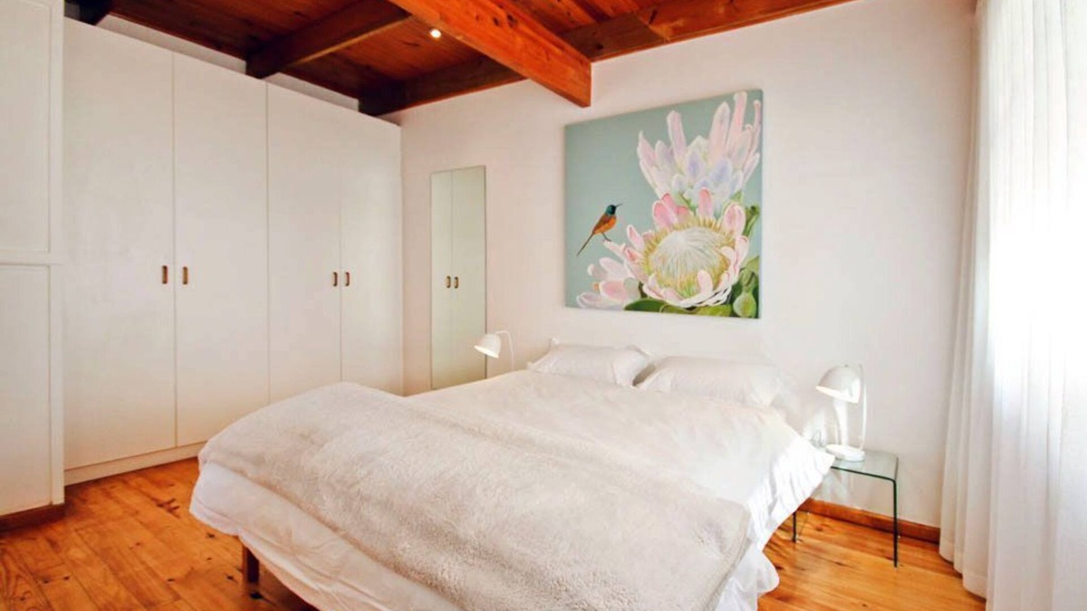 Gordon's Bay House | ADMIRAL'S COTTAGE