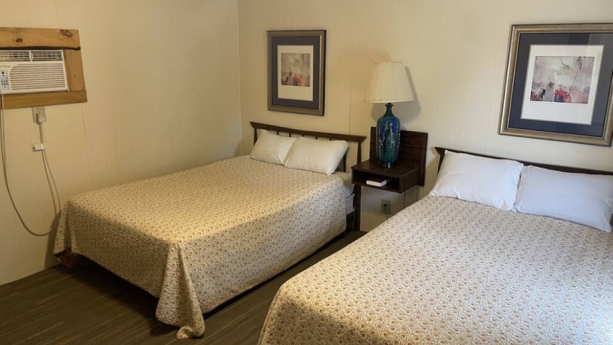 Lemoyne Resort | Admiral’s Cove Resort - Family Suite 17