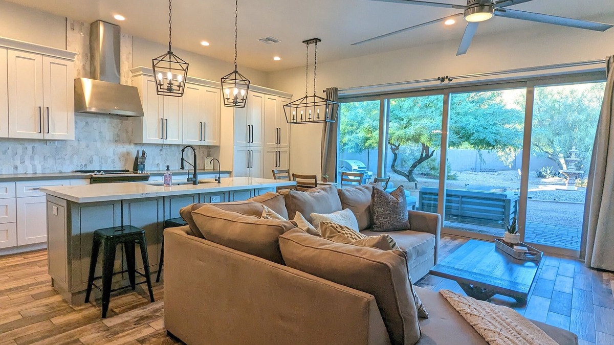 East Mesa House | ADOBE - ABODE Modern luxury 1000sqft custom guest home with mountain views