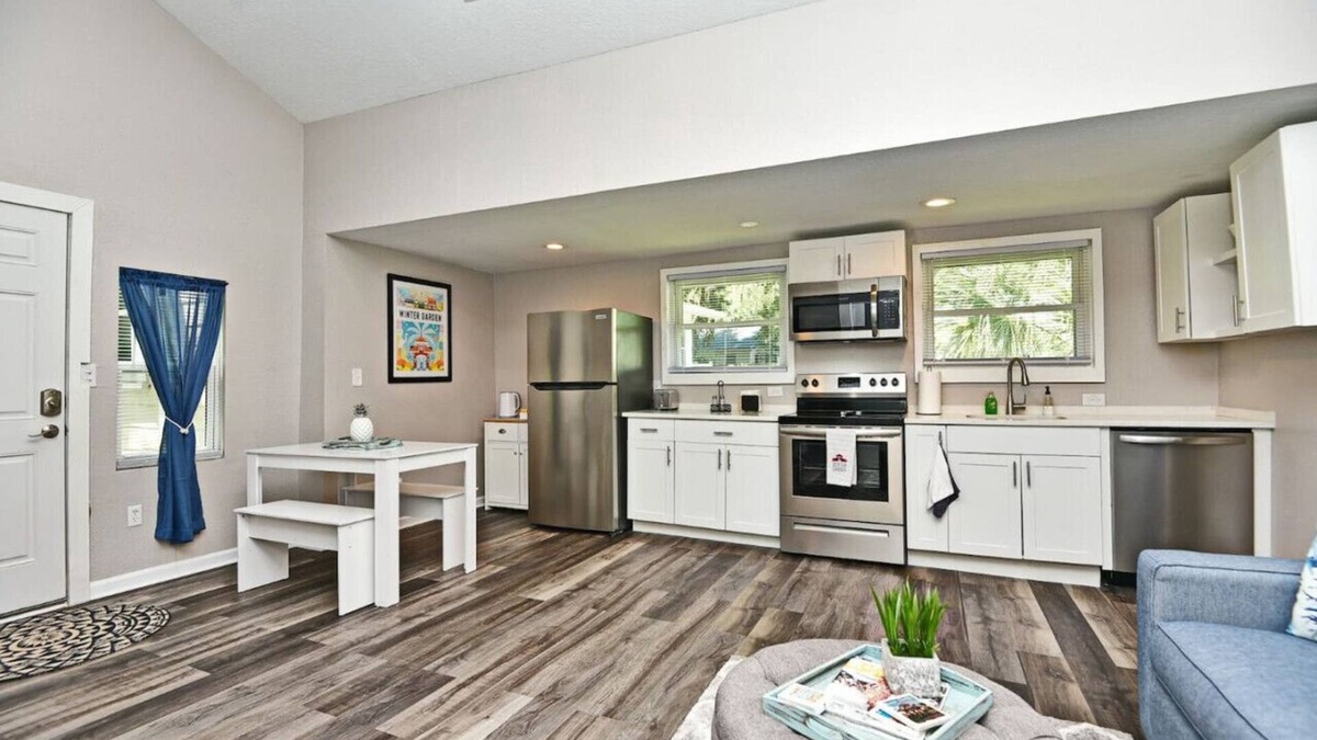 Winter Garden Apartment | Adorable 1-bedroom right on the bike trail