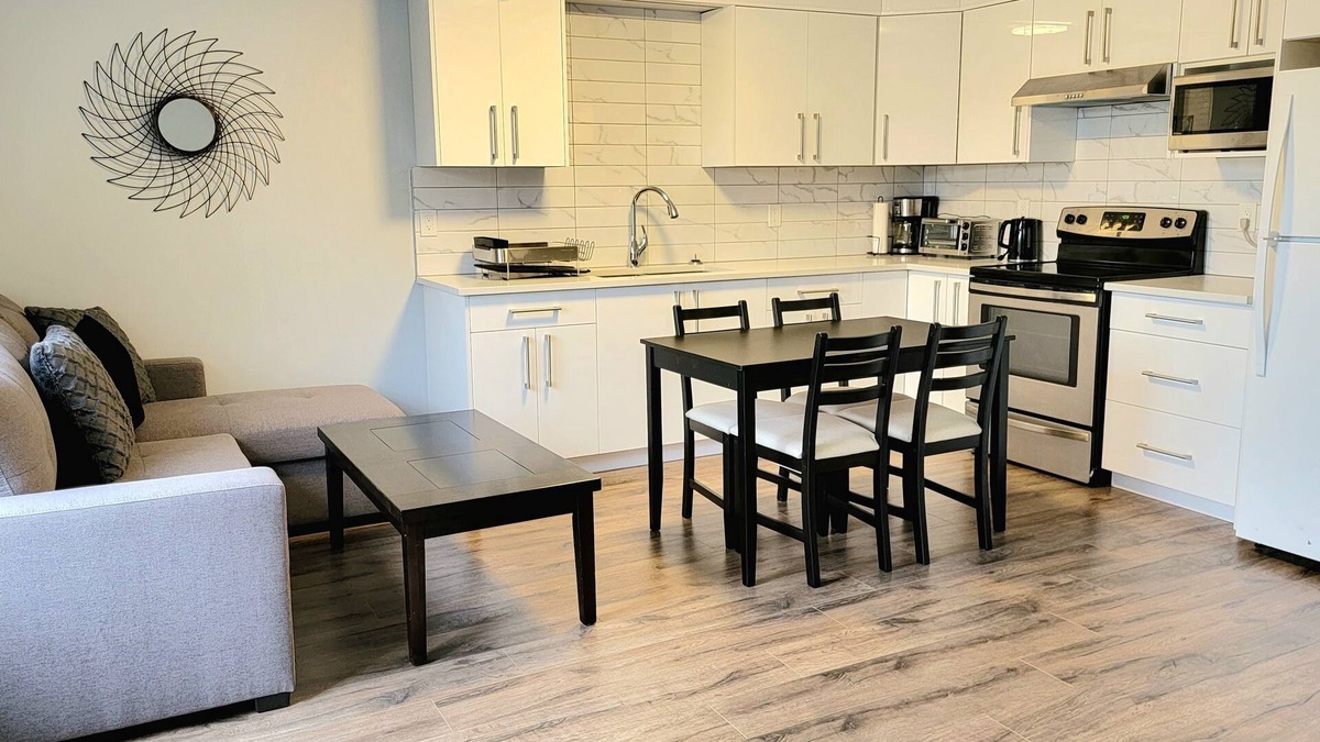 Abbotsford Apartment | Adorable 2-bedroom basement suite