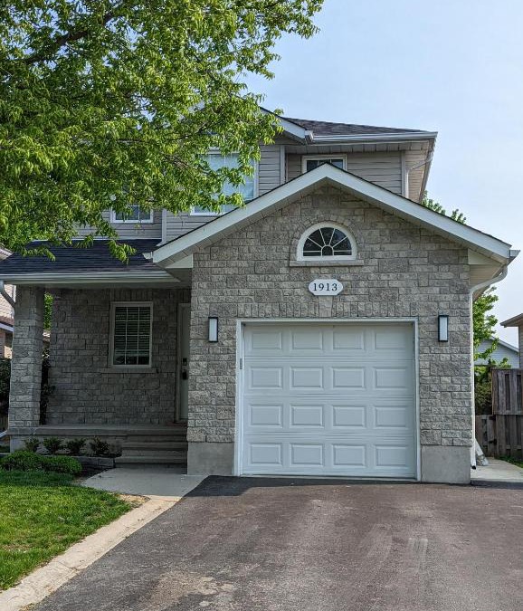 Amherstview House | Adorable 4 bed,3 bath house