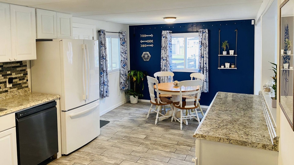 Manassas House | Adorable Accommodations