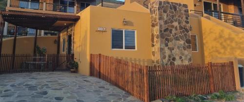 La Fonda House | Adorable Casita w/Estuary & Ocean Views