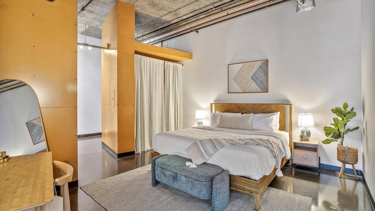 The Gulch Condo | Adorable Condo in The Gulch!