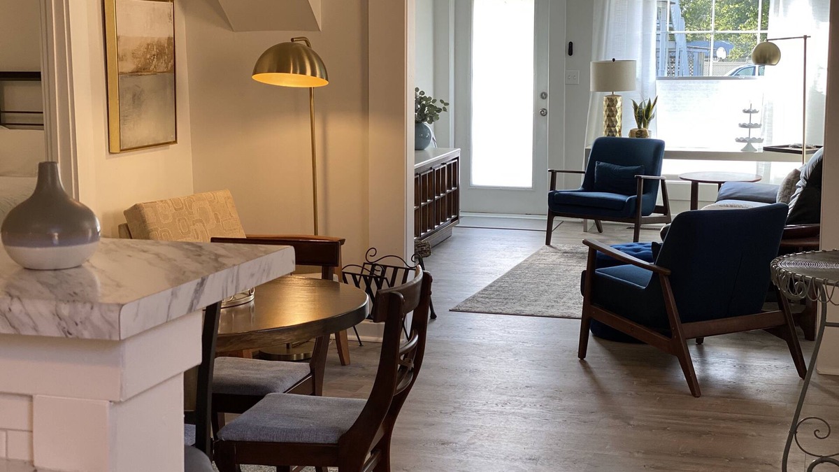 Sturgeon Bay House | Adorable cottage with modern style , we welcome you to your temporary home!