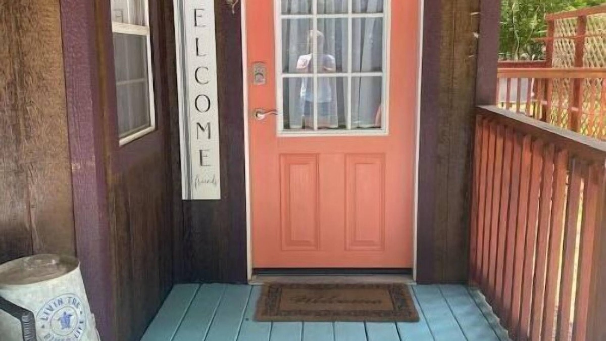 Fort White House | Adorable cozy cabin near North Florida Springs