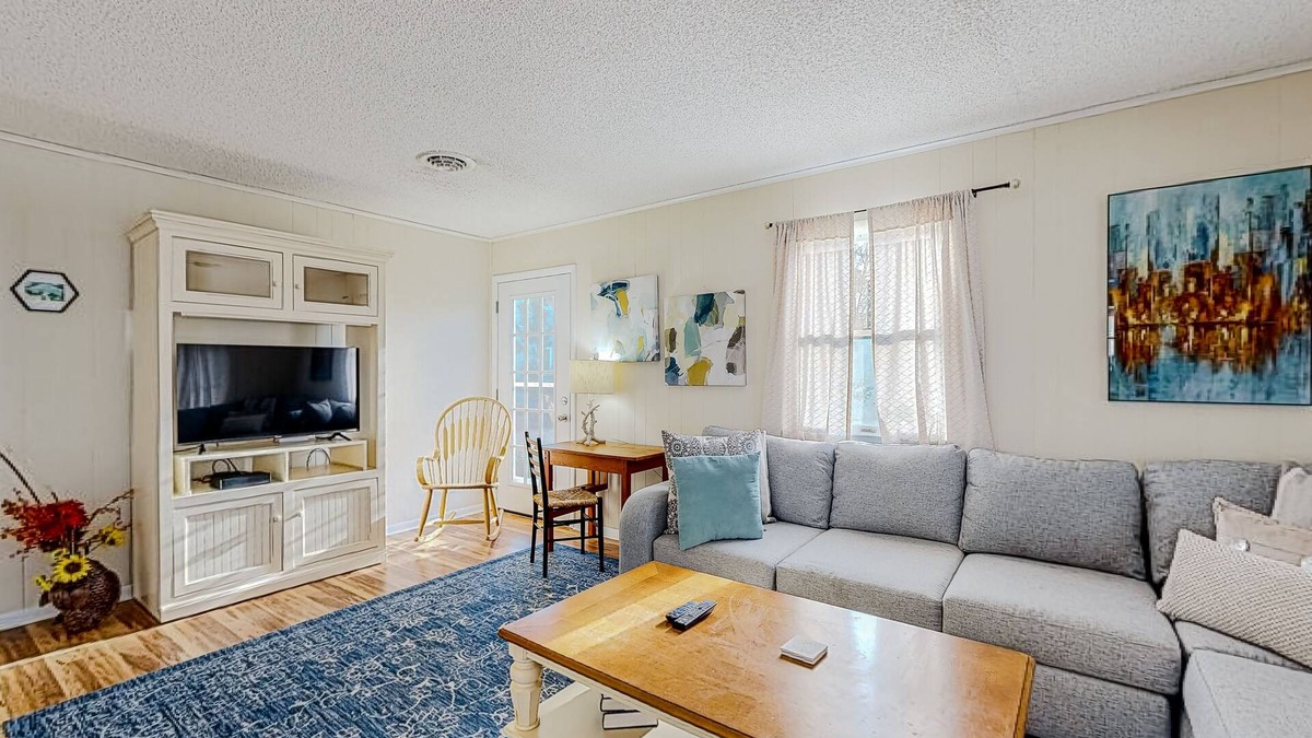 Dodds Addition House | Adorable dog-friendly beach home close to Rehoboth with screened porch & grill