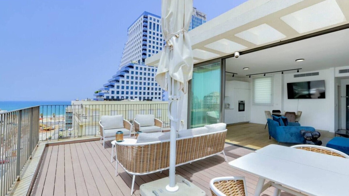 Tel Aviv Promenade Apartment | Adorable full sea view with Jacuzzi