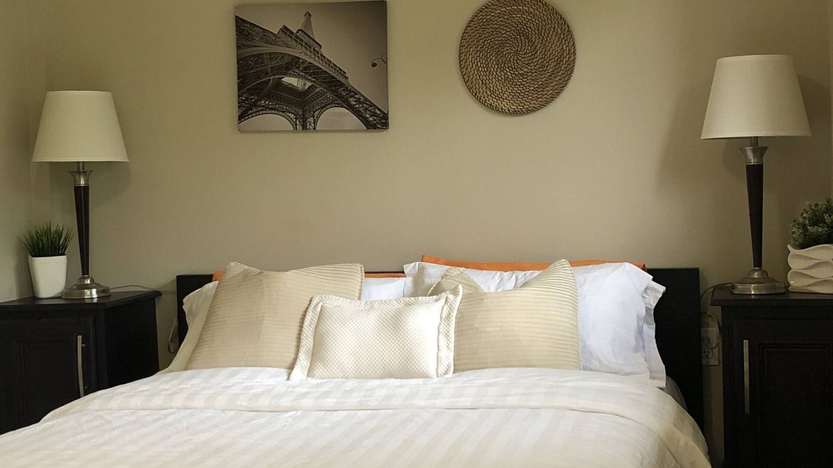 Seafair House | Adorable Haven with backyard view in Richmond. License: 23-016495