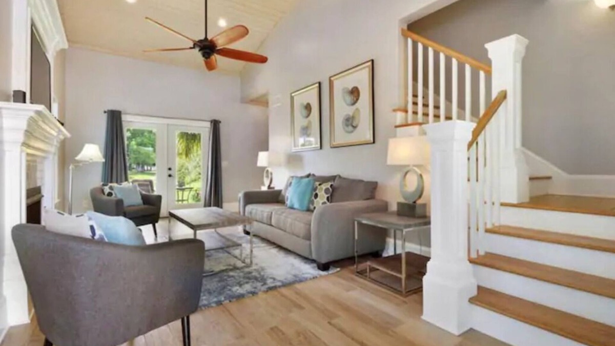 Old Town House | Adorable House with a Backyard Duck Pond