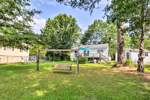 Chapin House | Adorable Lakefront Cottage with Dock and Grill!