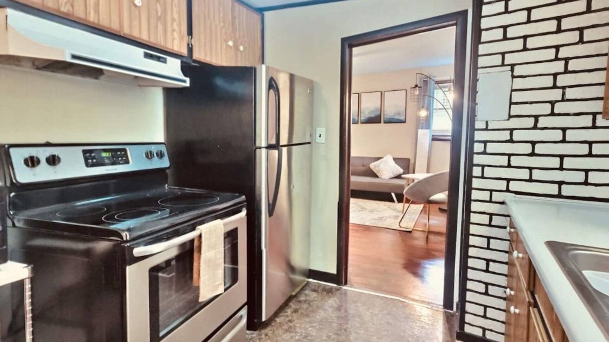 LaVale House | Adorable, mid-century home. Single level, pets ok.