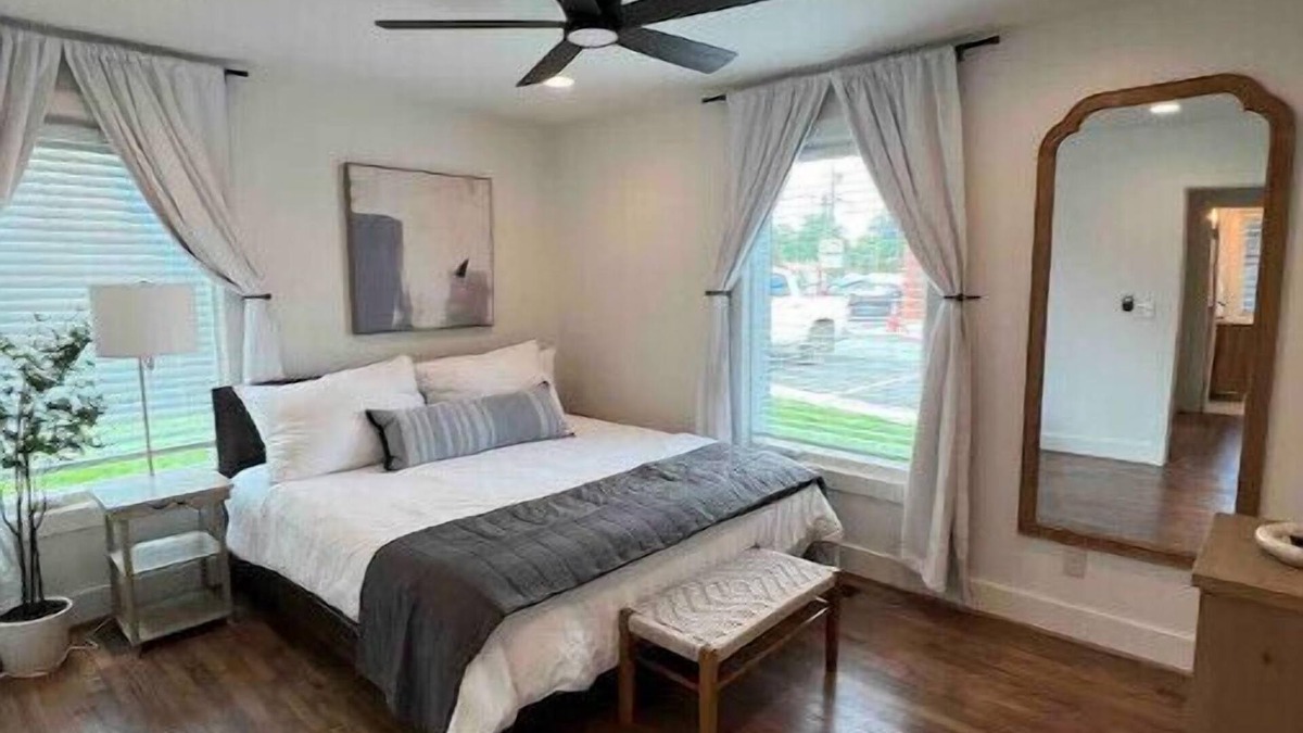 Homewood Condo | Adorable Newly remodeled Condo in Homewood AL