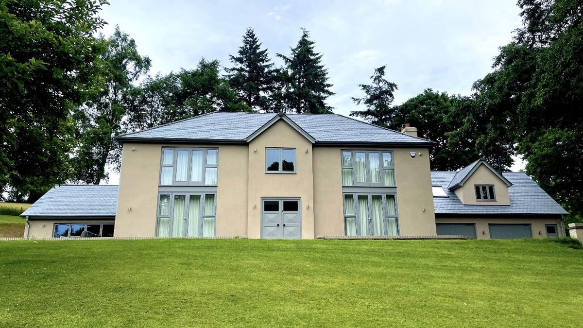 Kingston St Mary Cabin | Adorable one bedroom lodge with outstanding views