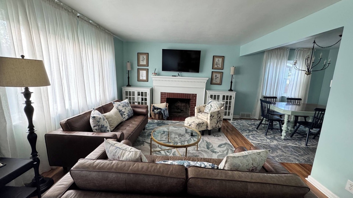 Fort Wayne House | Adorable, Peaceful Retreat In Premier Fort Wayne Location, Sycamore House