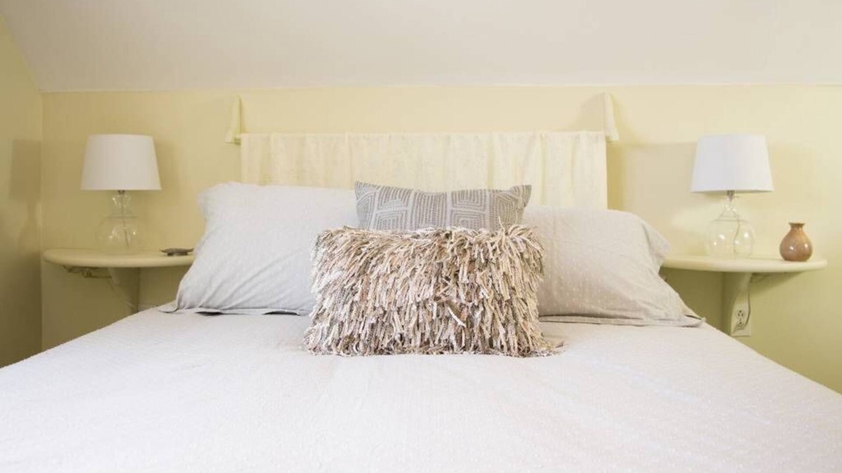 Munjoy Hill Apartment | Adorable Portland getaway on the Eastern Promenade