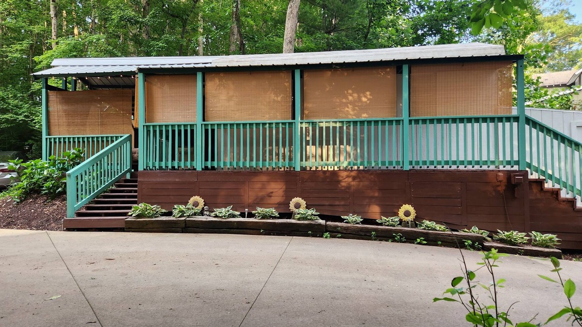 Asheville Cottage | Adorable Tiny Guesthouse Super Cozy & Clean