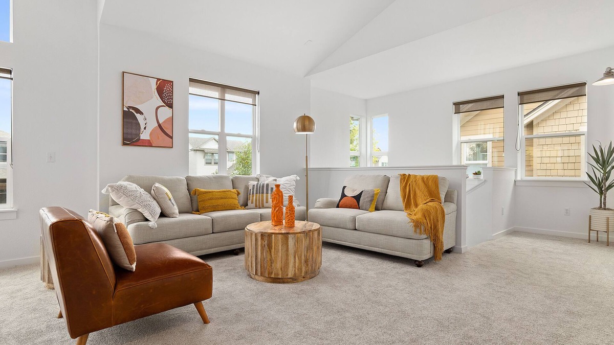 Aurora House | Adorable townhome in Central Park, Denver