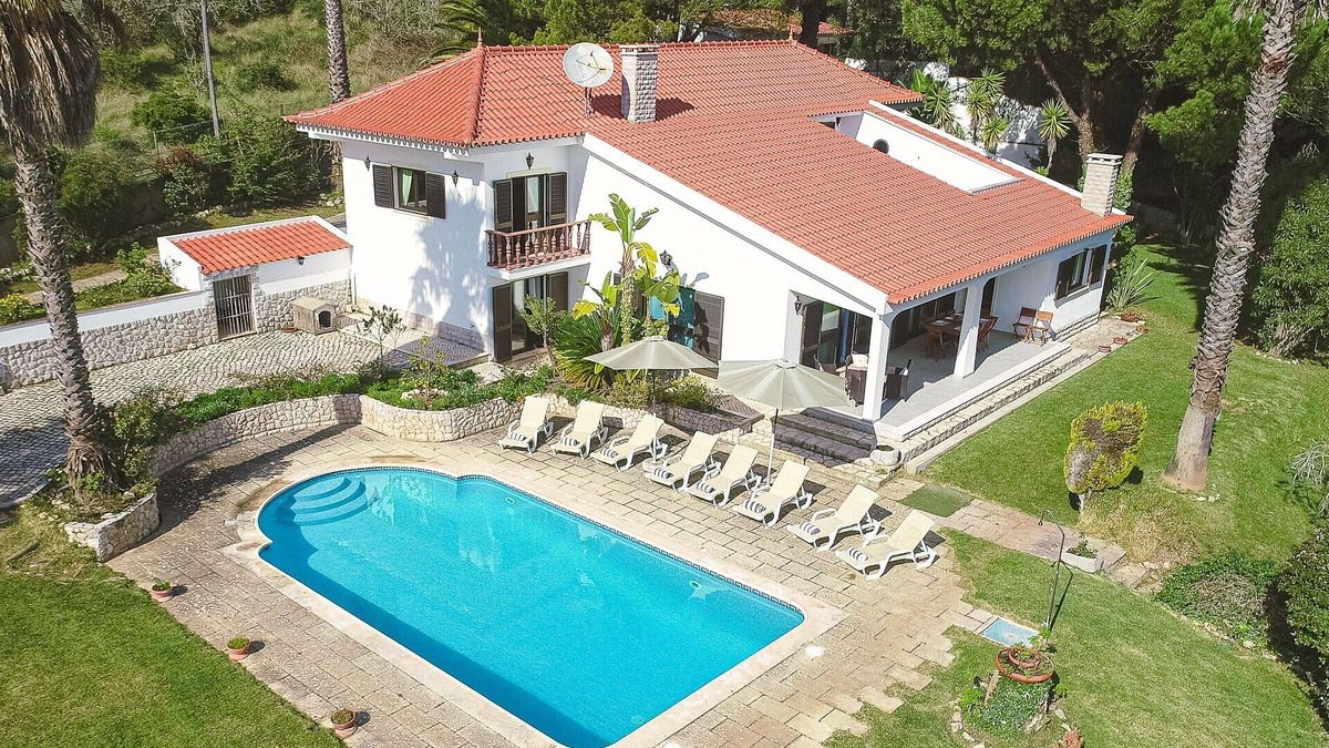 Zambujal Villa | Adorable villa with heatable swimming pool and fantastic views