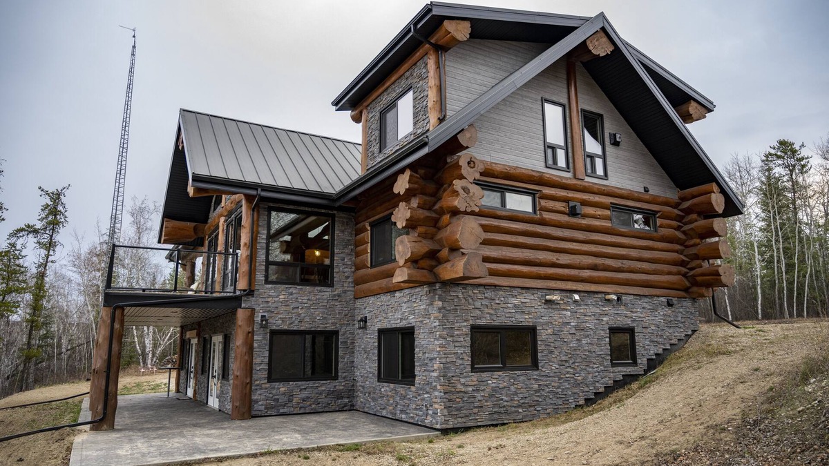 Northern Alberta Cabin | Adventures for all seasons - a quiet getaway to sit back and relax.