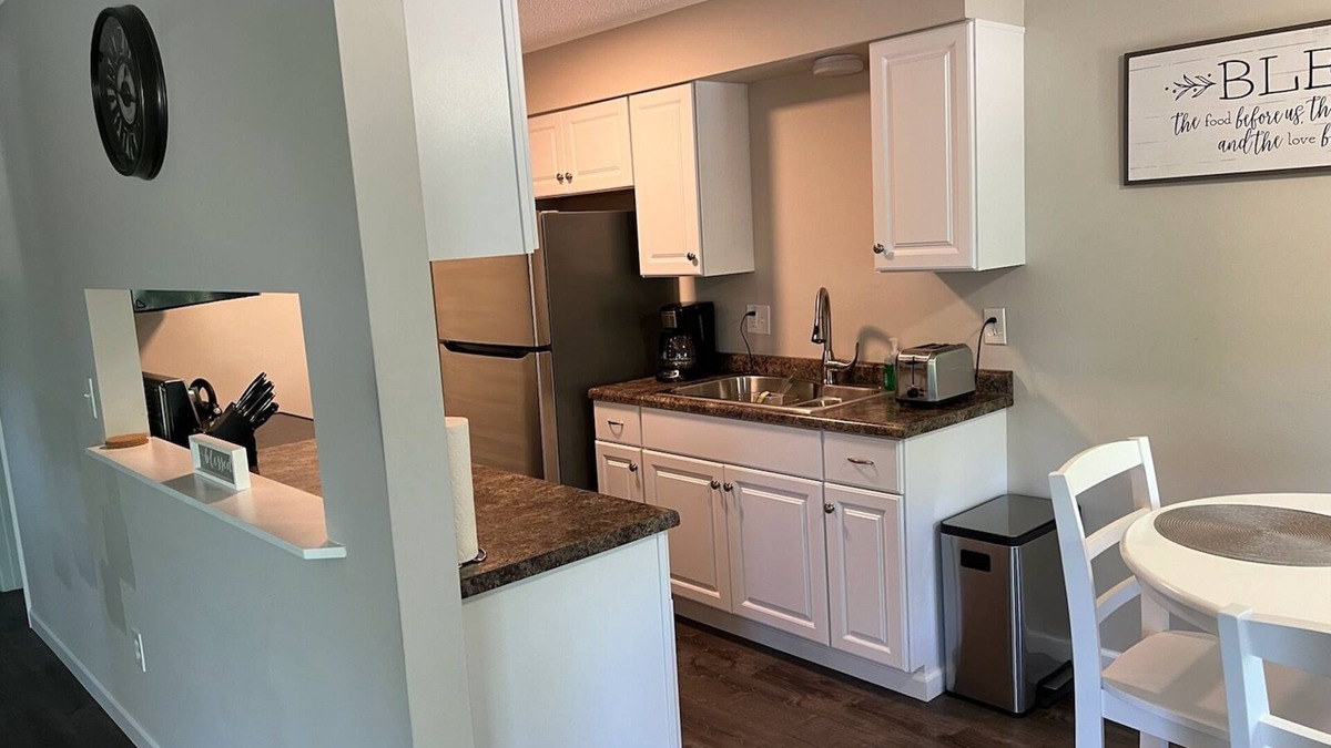 Holly Apartment | Adventure Acres- Suite A3