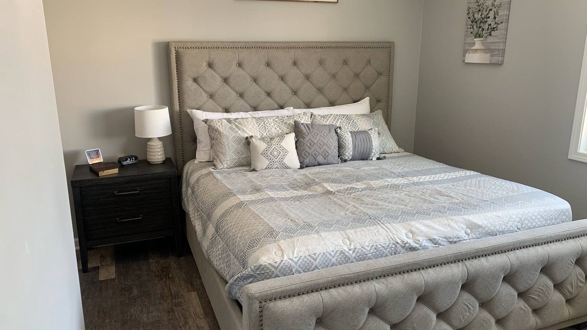 Holly Apartment | Adventure Acres- Suite C2