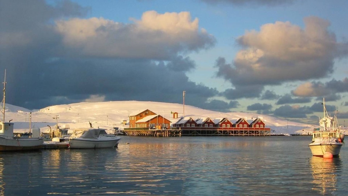 Mehamn House | Adventure Camp Mehamn