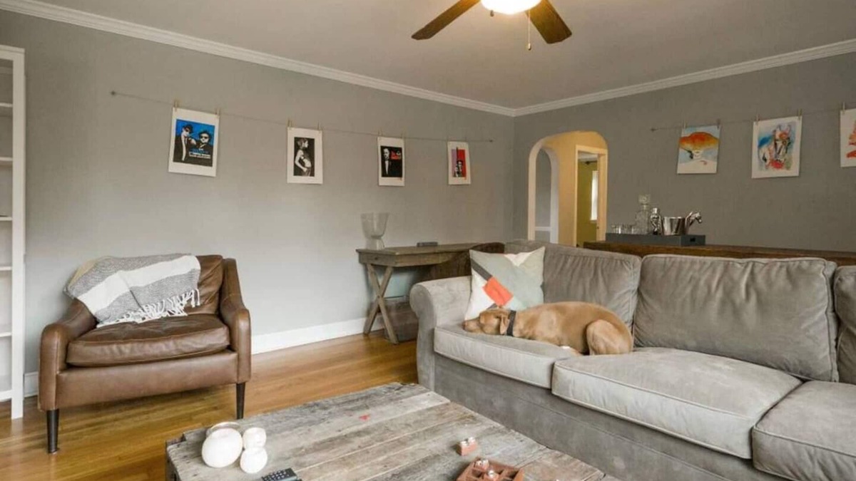 Berwyn House | Adventure Doggie's K9 Cottage @ Berwyn MainLine - No Pet Fees