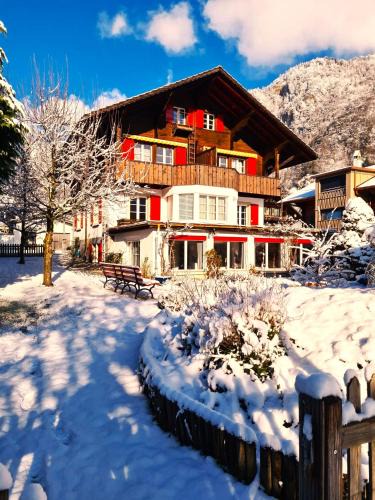 Unterseen Bed & Breakfast | Adventure Guesthouse Interlaken