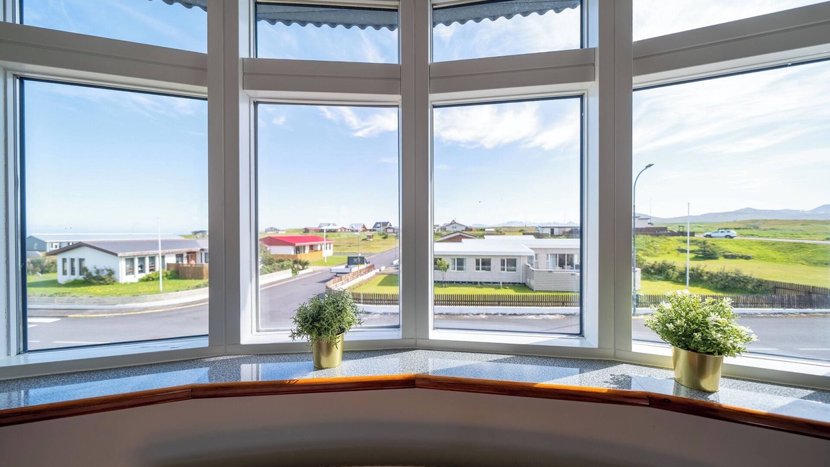 Hellissandur Hotel | Adventure Hotel Hellissandur
