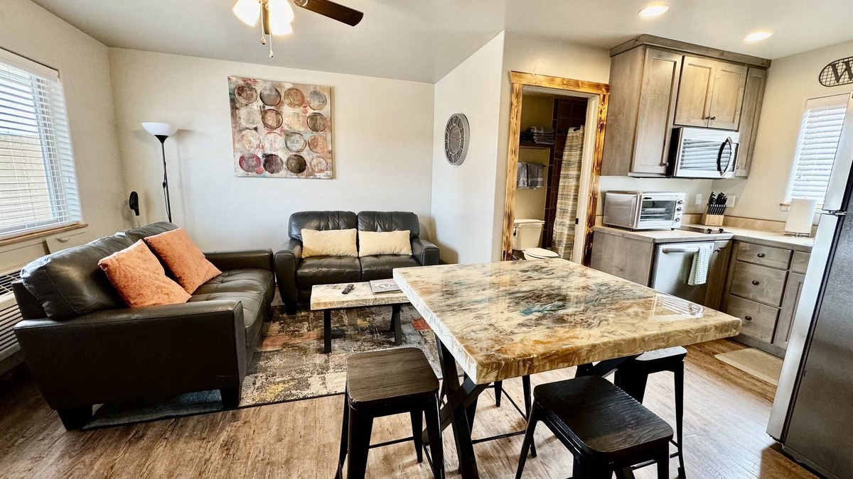 Moab South Valley House | Adventure-ready stay with garage, balcony sunsets & dog-friendly comfort