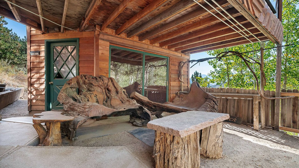 Idaho Springs Apartment | Adventures at Angel's Landing await you! Apartment in large mountain home for 3.
